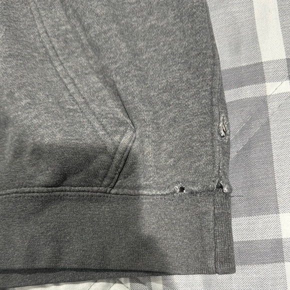 Nike Gray Sweatshirt Classic Pullover Hoodie Size S​ - Picture 2 of 5